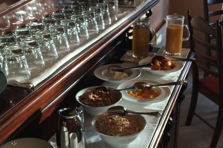 Breakfast/Coffee Service 38 of 66