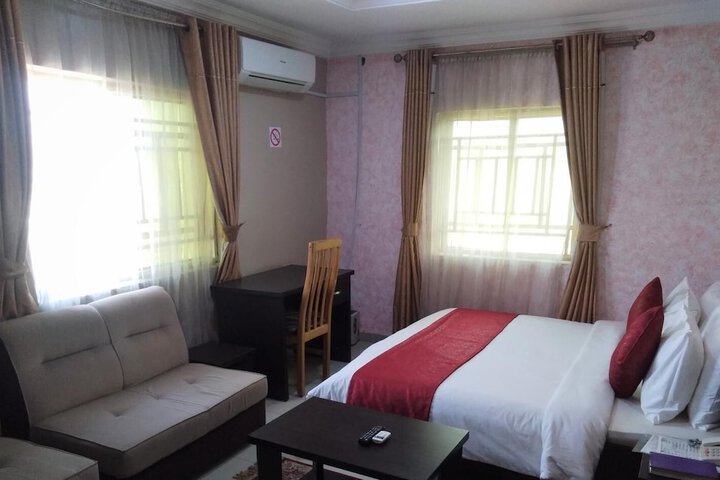 Room 15 of 44