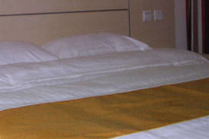 Room 23 of 35