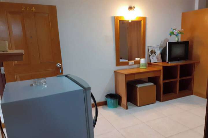 Room 12 of 29
