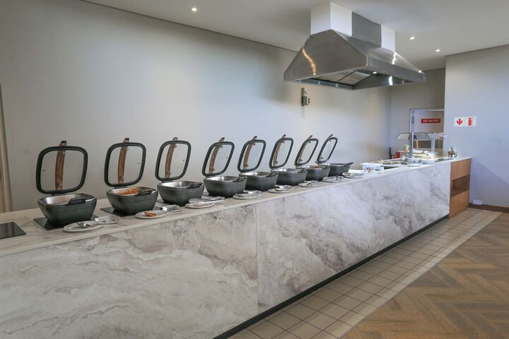 Dining 102 of 171