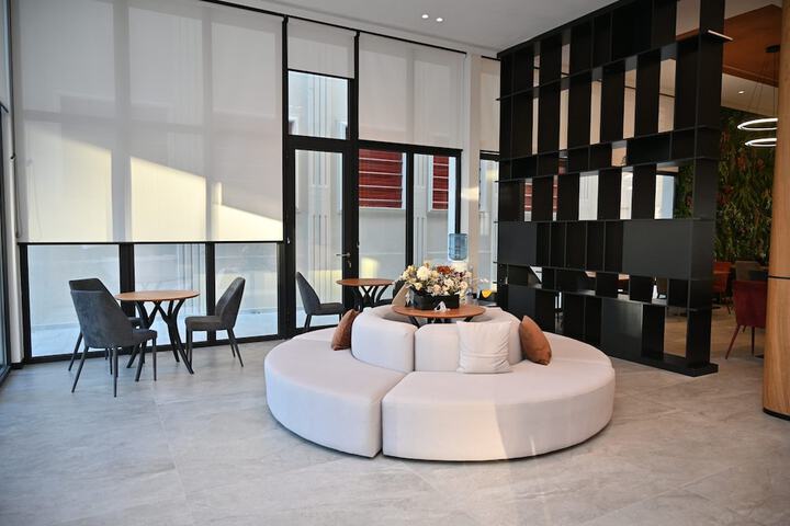 Hotel Interior 4 of 207