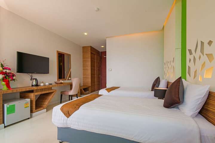 Room 15 of 62