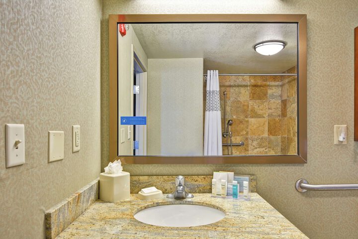 Bathroom shower
