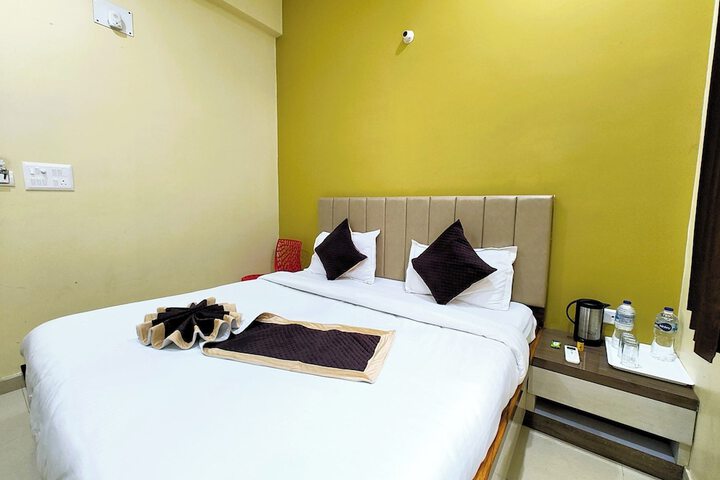 Room 8 of 31