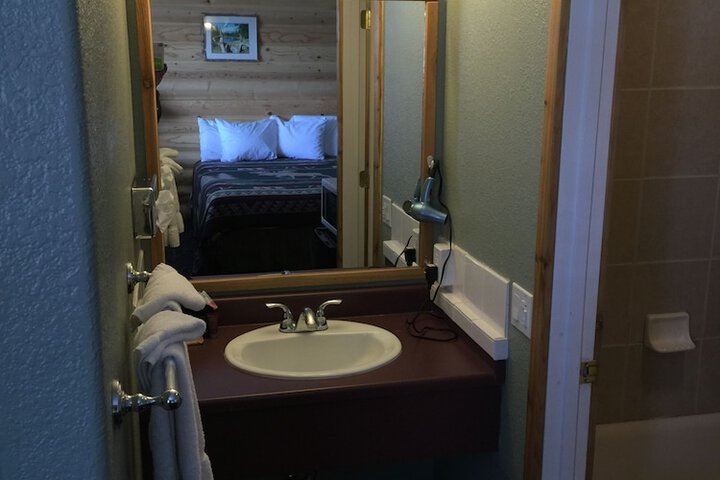 Room 35 of 92