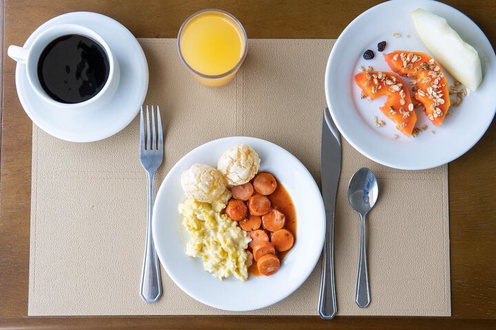 Breakfast/Coffee Service 21 of 24