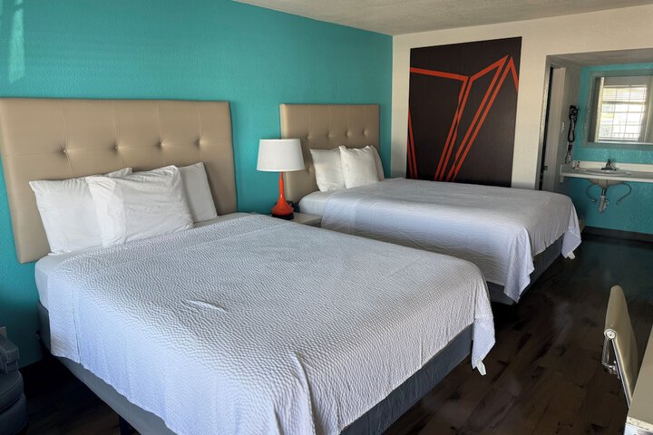 Room 3 of 13