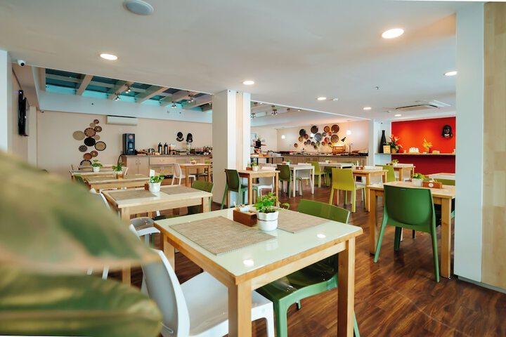 Dining 96 of 175