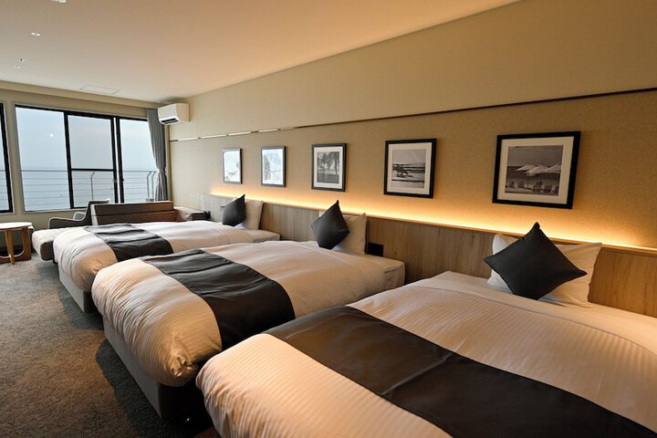 Room 30 of 99
