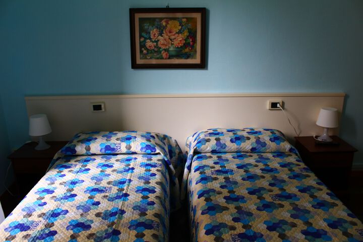 Room 60 of 107