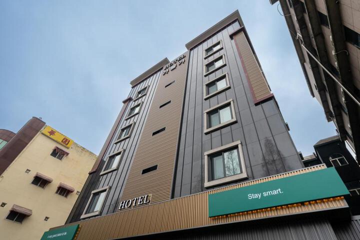 Iksan Hotel Gabolga