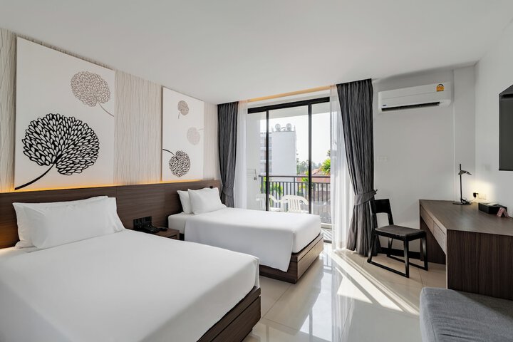 Room 15 of 52