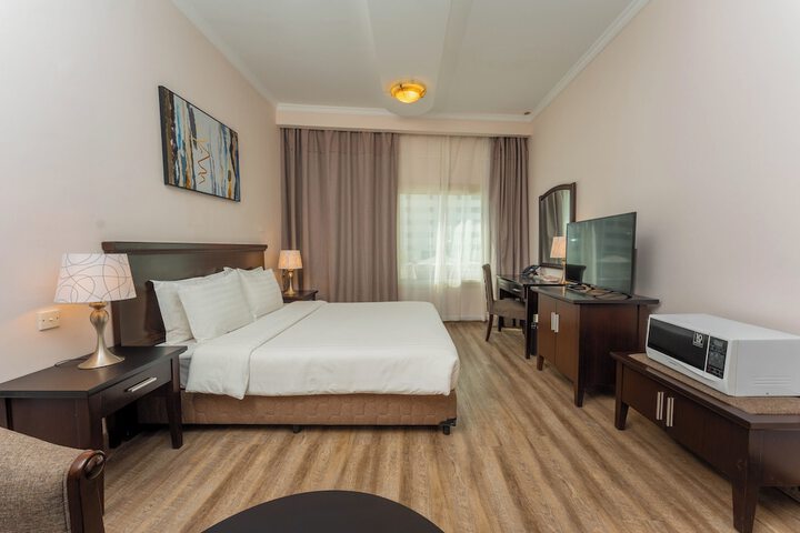 Room 19 of 46