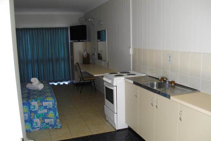 Room 6 of 46