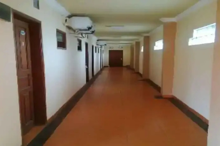 Room 9 of 19