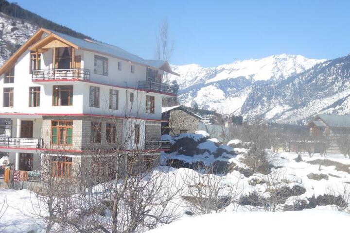 Red Rose Cottages Manali