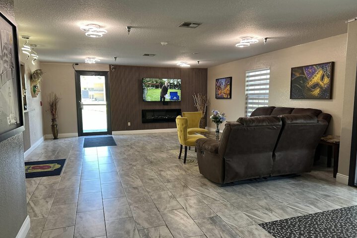 Guest Lobby