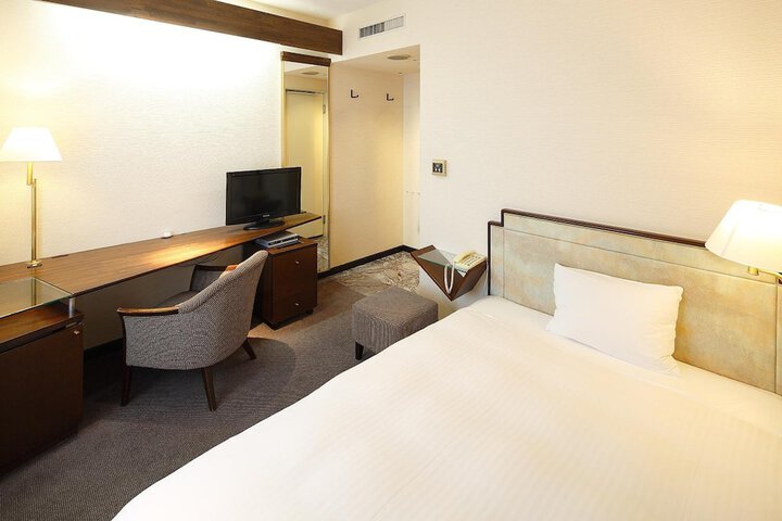Room 16 of 54