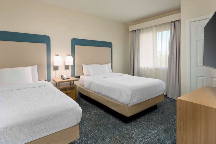Standard Room, King or Two Doubles (11 of 11)