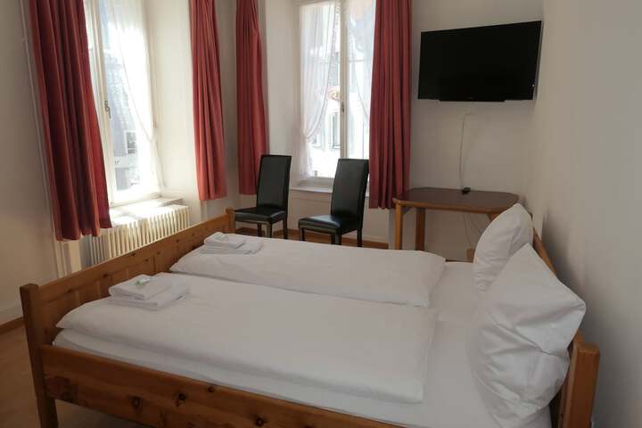 Room 16 of 49