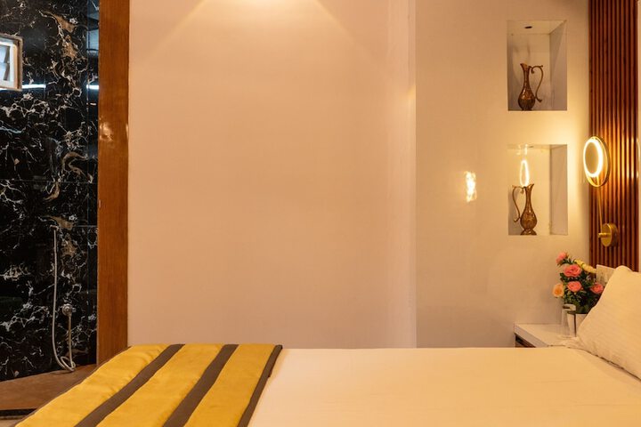 Room 25 of 58