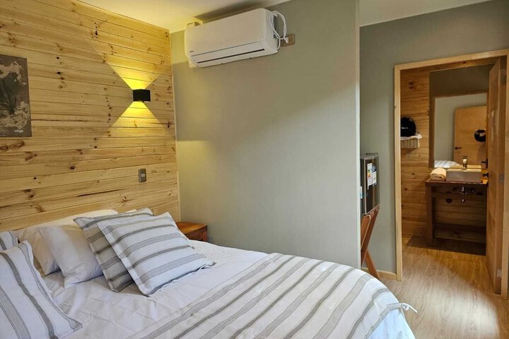 Room 2 of 14