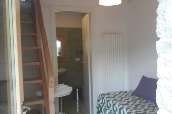 Room 12 of 13