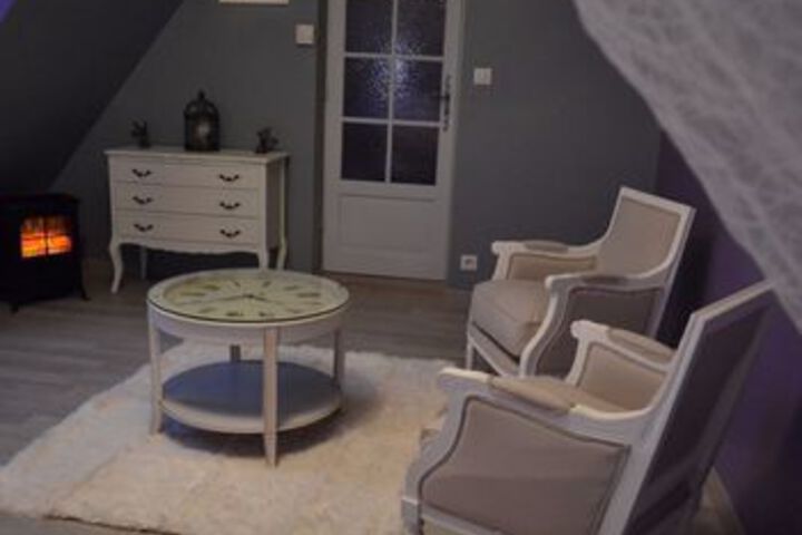 Room 49 of 62