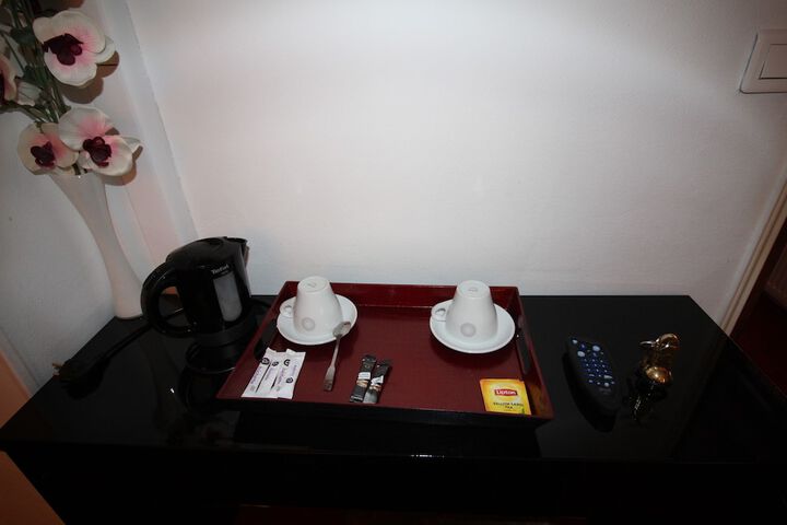 Room 6 of 58