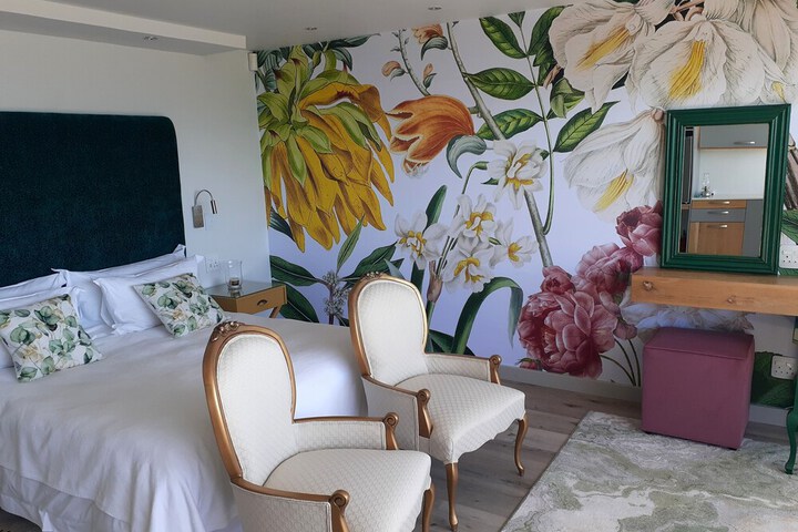 Room 5 of 55