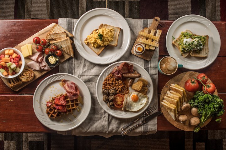 Dining 46 of 134