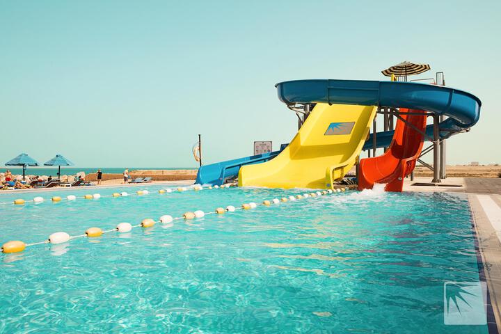 Pool 20 of 40