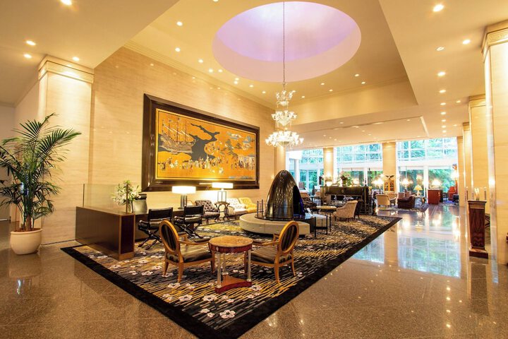 Guest Lobby