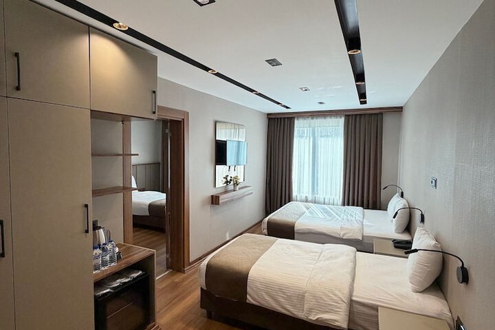 Room 18 of 20