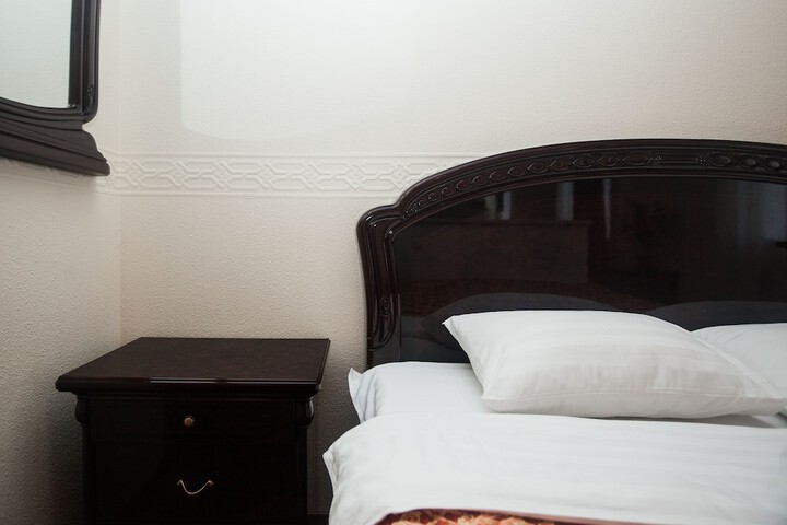 Room 6 of 20