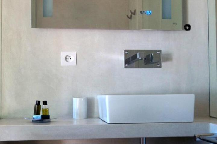 Suite Room