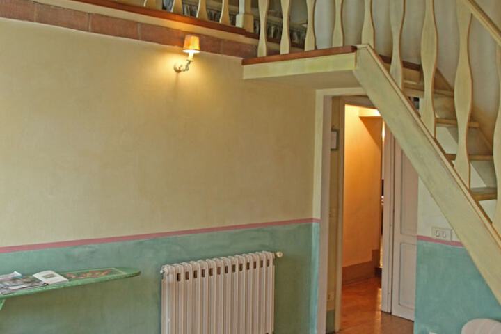 Room 7 of 36