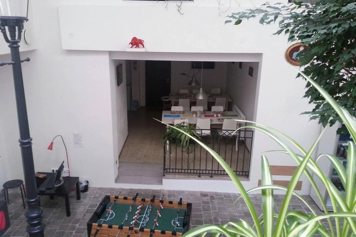Photo 1