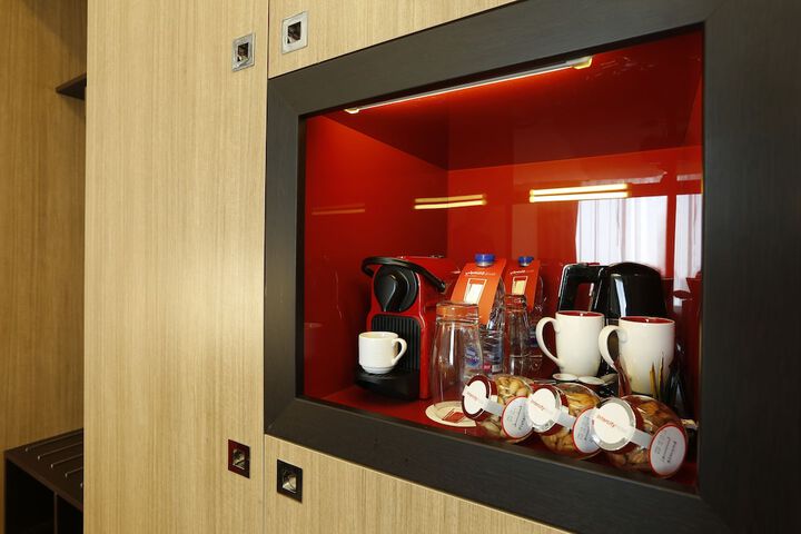 Breakfast/Coffee Service 42 of 195
