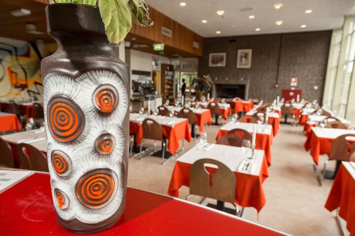 Dining Photos