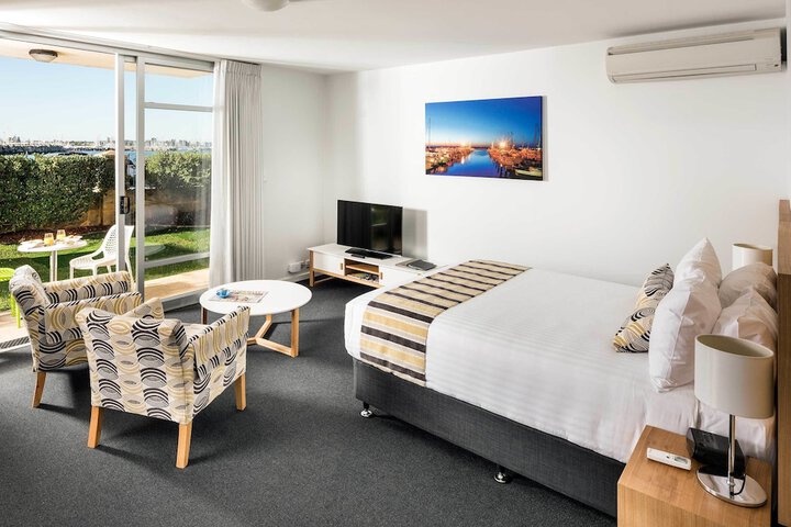 Room 9 of 59
