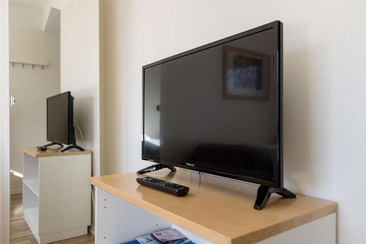 Room 15 of 49