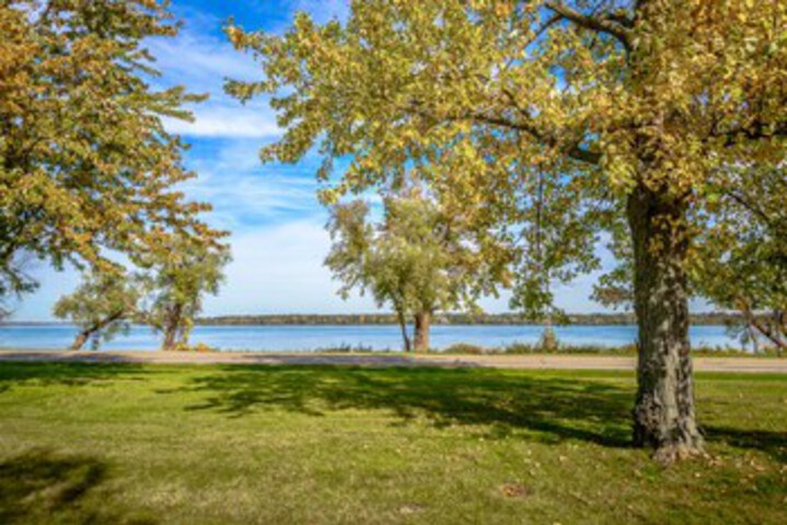 Property Grounds 8 of 26