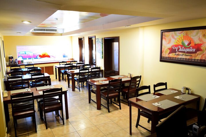 Dining 77 of 106