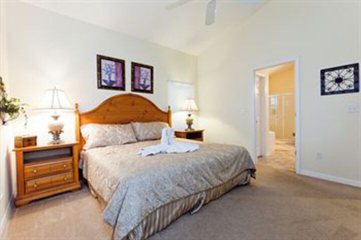 Room 12 of 46