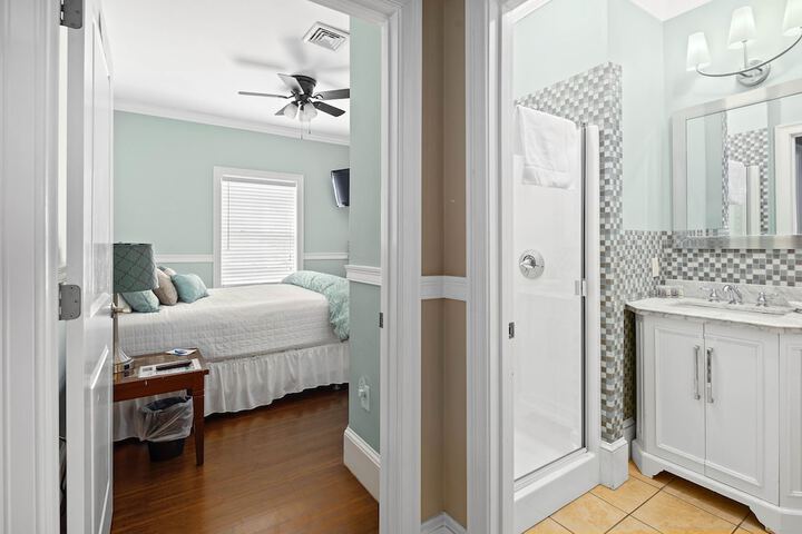Room 20 of 25