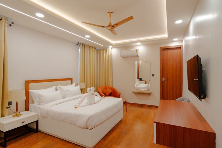 Room 10 of 35