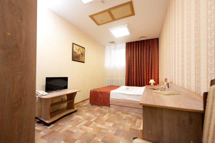 Room 11 of 57