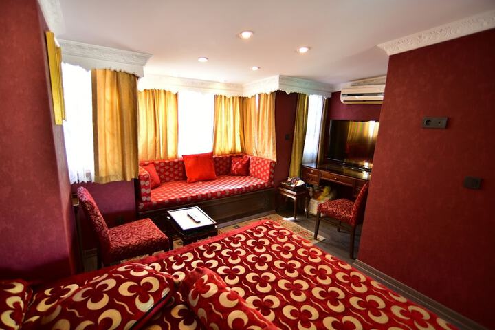 Room 13 of 54